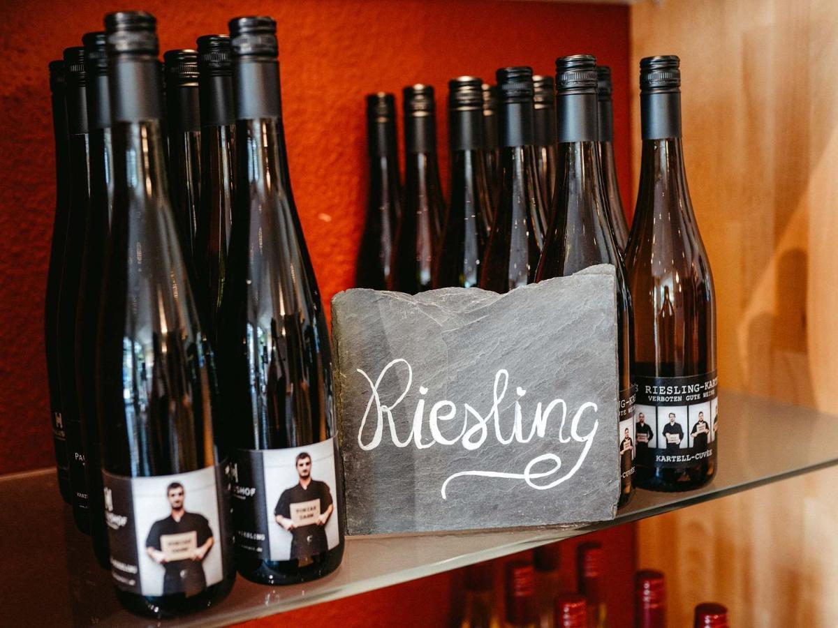 ホテル Wein & Wohngut Paulushof Pünderich エクステリア 写真